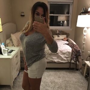 V-neck drop sleeve marled super soft 3/4 sleeve.